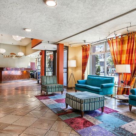 Howard Johnson By Wyndham Vancouver Downtown Ngoại thất bức ảnh
