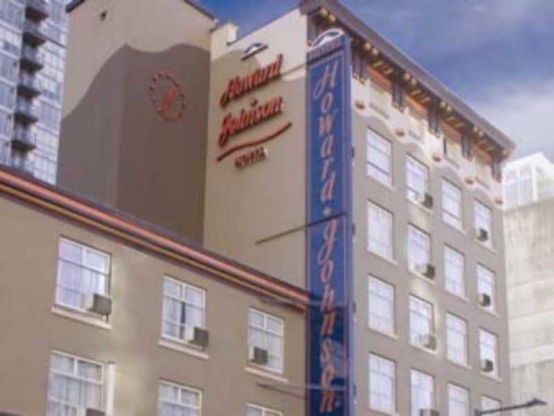 Howard Johnson By Wyndham Vancouver Downtown Ngoại thất bức ảnh