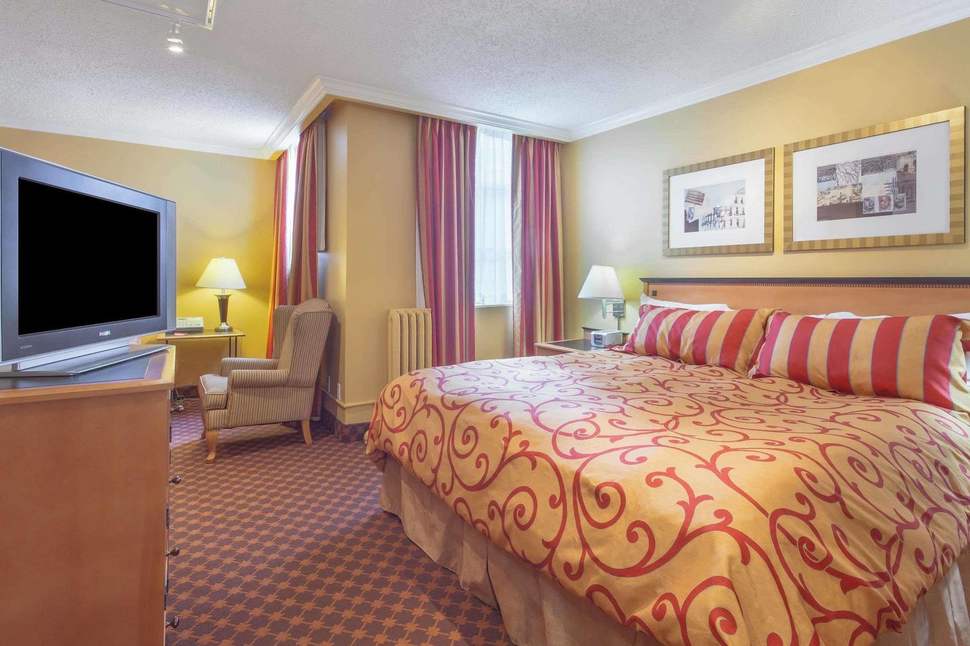 Howard Johnson By Wyndham Vancouver Downtown Ngoại thất bức ảnh