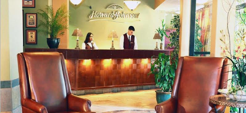 Howard Johnson By Wyndham Vancouver Downtown Ngoại thất bức ảnh