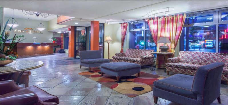 Howard Johnson By Wyndham Vancouver Downtown Ngoại thất bức ảnh